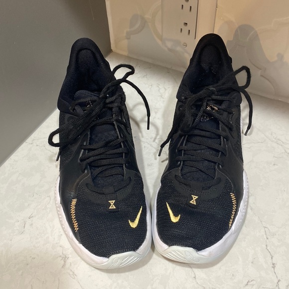 Nike Paul George PG 5 Basketball Shoe - Picture 1 of 6